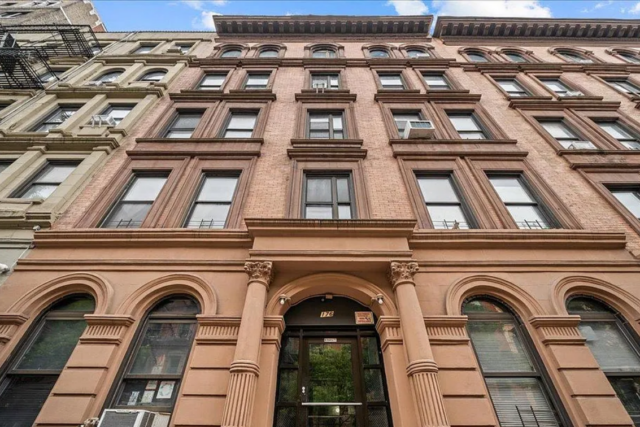 176 W 81 Street #3E, New York (Manhattan), NY